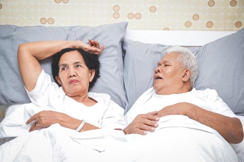 Giấc ngủ kém ảnh hưởng đến nguy cơ mắc chứng mất trí nhớ- Ảnh 1. Giấc ngủ hoạt động như một dịp