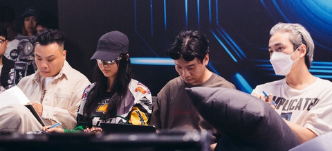 Giám khảo rap Việt mua 4: Giám khảo (từ trái qua) ở vòng casting gồm có: Thái VG, Suboi,JustaTee và Karik - Ảnh: BTC Giám khảo rap Việt mua 4: Giám khảo (từ trái qua) ở vòng casting gồm có: Thái VG, Suboi,JustaTee và Karik - Ảnh: BTC