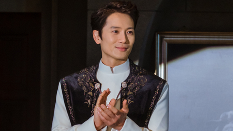 Jo Jung Suk và những tài tử Hàn giả gái xinh đẹp- Ảnh 6. Ở tuổi 47, Ji Sung vẫn vững danh hiệu