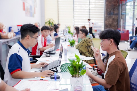 Biết điểm thi tốt nghiệp THPT 2024, thí sinh làm gì tiếp theo?- Ảnh 2. Biết điểm thi tốt nghiệp THPT 2024, thí sinh làm gì tiếp theo?- Ảnh 2.