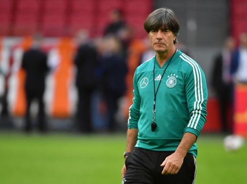 HLV Joachim Low muốn dẫn dắt tuyển Anh- Ảnh 1. HLV Joachim Low có 15 năm dẫn dắt tuyển Đức - Ảnh: AFP