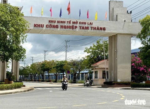 Thanh tra chỉ ra nhiều sai phạm của Công ty Hạ tầng Chu Lai, đề nghị thu hồi hơn 800 triệu đồng- Ảnh 1. Công ty TNHH MTV Phát triển hạ tầng Khu công nghiệp Chu Lai là đơn vị quản lý nhiều khu công nghiệp - Ảnh: LÊ TRUNG