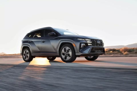 Hyundai Tucson 2025 công bố giá, có thể về Việt Nam tháng 11- Ảnh 4. Bản hybrid trên Tucson mới đã trở thành