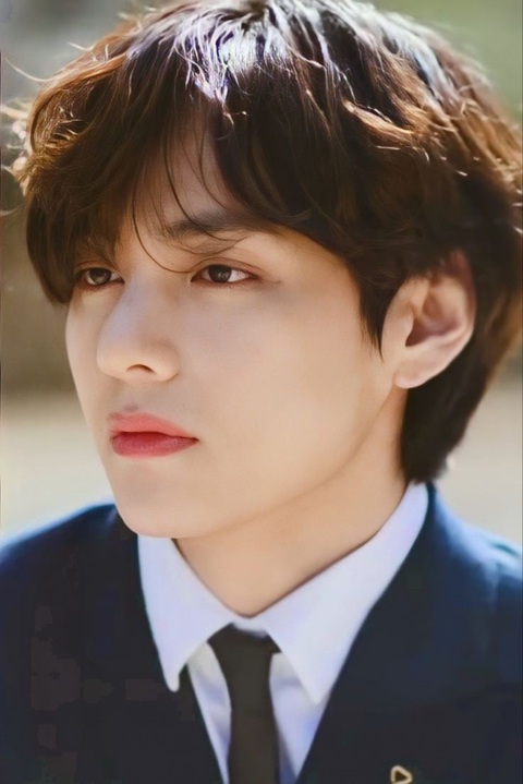 V (BTS) chứng minh độ nổi tiếng khi tham gia các thử thách nhảy - Ảnh: Big Hit V (BTS) chứng minh độ nổi tiếng khi tham gia các thử thách nhảy - Ảnh: Big Hit