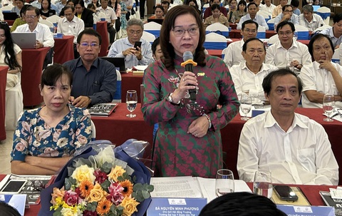 Trường đại học cần ưu tiên phát triển nhân lực khoa học công nghệ- Ảnh 1. Bà Nguyễn Minh Phương - chủ tịch hội đồng trường Đại học Y dược Cần Thơ - phát biểu tại hội thảo - Ảnh: N.B.