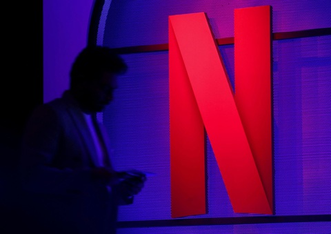 Netflix tăng thêm 8 triệu người dùng mới- Ảnh 1. Netflix vẫn cho thấy sức hấp dẫn của mình trước nhiều đối thủ đáng gờm - Ảnh: REUTERS