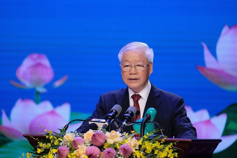 Ông Nguyễn Thế Kỷ cho rằng Tổng Bí thư Nguyễn Phú Trọng là người học trò vô cùng xuất sắc và gương mẫu của Chủ tịch Hồ Chí Minh - Ảnh: NVCC Tổng bí thư Nguyễn Phú Trọng - Ảnh: Tư liệu TTO