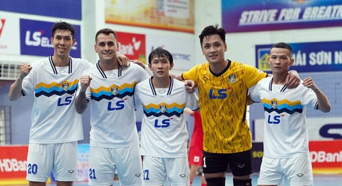 CLB Thái Sơn Nam TP.HCM lần thứ 13 vô địch futsal quốc gia- Ảnh 2. Niềm vui chiến thắng của các cầu thủ Thái Sơn Nam TP.HCM - Ảnh: TSN TPHCM