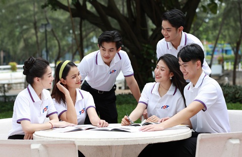 Điểm sàn Trường đại học Tôn Đức Thắng, Thủ Dầu Một, Quốc tế Sài Gòn- Ảnh 1. Sinh viên Trường đại học Tôn Đức Thắng. Điểm sàn phương thức xét tuyển điểm thi tốt nghiệp THPT từ 21 đến 30,5 theo thang điểm 40 - Ảnh: M.T.