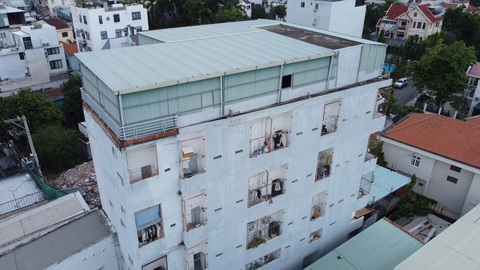 Nhà sai phép thành chung cư, nhà trọ phường An Khánh: Đang tháo dỡ phần vi phạm- Ảnh 5. Nhà sai phép thành chung cư, nhà trọ phường An Khánh: Đang tháo dỡ phần vi phạm- Ảnh 5.