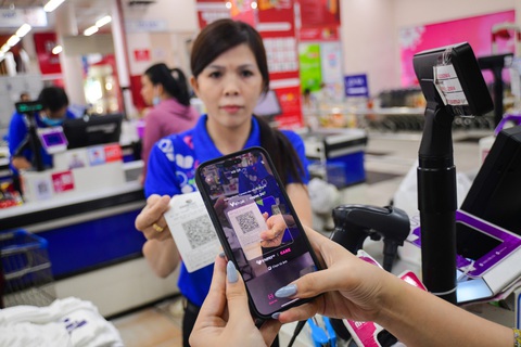 Doanh nghiệp fintech Việt loay hoay trong chiếc áo chật- Ảnh 1. Thị trường fintech Việt Nam có tốc độ tăng trưởng nhanh thứ hai trong khu vực châu Á - Ảnh minh họa: QUANG ĐỊNH