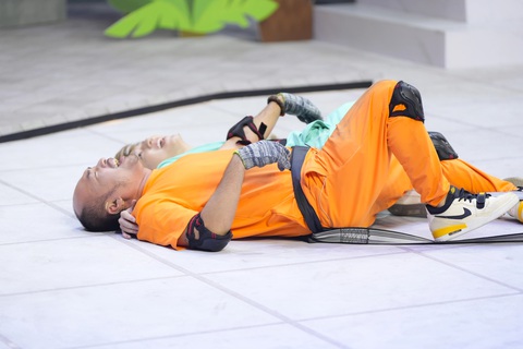 Quang Trung bị Trường Giang, Tiến Luật 'vạch mặt'- Ảnh 6. Quang Trung bị Trường Giang, Tiến Luật 'vạch mặt'- Ảnh 6.
