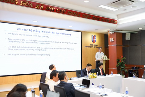 Doanh nghiệp phải gọi 'vốn xanh' từ thị trường quốc tế- Ảnh 1. Ông Nguyễn Xuân Thành, giảng viên Trường Chính sách công và quản lý Fulbright - Ảnh: A.H