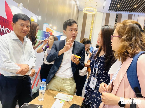 Người Việt Nam béo bụng hơn cả người châu Âu- Ảnh 3. Hội nghị khoa học do Hội Nội tiết - Đái tháo đường Việt Nam tổ chức quy tụ hàng trăm chuyên gia trong và ngoài nước tham dự - Ảnh: ĐOÀN NHẠN