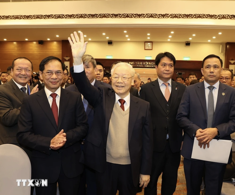 Nhớ về Tổng bí thư Nguyễn Phú Trọng qua lời kể của các nhà ngoại giao- Ảnh 1. Tổng bí thư Nguyễn Phú Trọng tại Hội nghị ngoại giao thứ 32 vào tháng 12-2023 - Ảnh: TTXVN