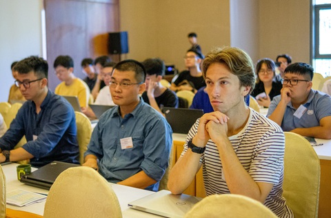 Gần 40 nhà khoa học thế giới và các bạn trẻ trong và ngoài nước tham dự Trường hè SAGI năm 2024 - Ảnh: BTC Gần 40 nhà khoa học thế giới và các bạn trẻ trong và ngoài nước tham dự Trường hè SAGI năm 2024 - Ảnh: BTC