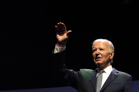 Ông Biden đã rút lui khỏi cuộc đua vào Nhà Trắng - Ảnh: AFP Tổng thống Joe Biden đã chính thức tuyên bố rút lui khỏi cuộc đua vào Nhà Trắng - Ảnh: AFP