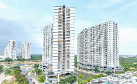 Nhà ở xã hội tại quận 7 (TP.HCM) - Ảnh: TRÚC PHƯƠNG Vốn rẻ cho người mua nhà ở xã hội- Ảnh 1.