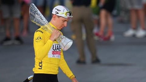 Tadej Pogacar không dự Olympic vì kiệt sức sau Tour de France- Ảnh 1. Tadej Pogacar không dự Olympic 2024 vì mệt mỏi sau Tour de France 2024 - Ảnh: Getty