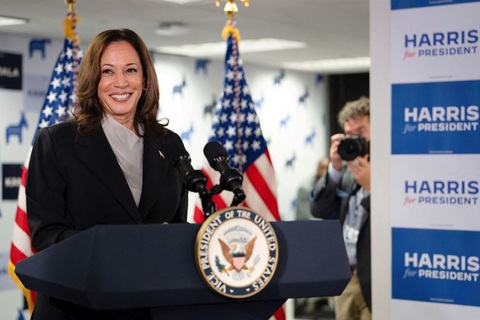 Bà Kamala Harris tuyên bố đã giành đủ phiếu đại biểu để trở thành ứng viên tổng thống- Ảnh 1. Phó tổng thống Mỹ Kamala Harris phát biểu tại trụ sở Chiến dịch tranh cử tổng thống của bà ở TP Wilmington, bang Delaware ngày 22-7 - Ảnh: REUTERS