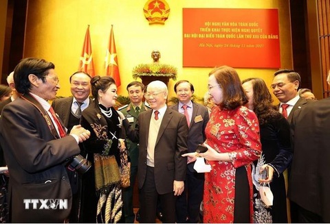Tổng Bí thư Nguyễn Phú Trọng với đại biểu dự Hội nghị Văn hóa Toàn quốc triển khai thực hiện Nghị quyết Đại hội Đại biểu toàn quốc lần thứ XIII của Đảng (Hà Nội, 24/11/2021) - Ảnh: TTXVN Tổng bí thư Nguyễn Phú Trọng với đại biểu dự Hội nghị Văn hóa toàn quốc triển khai thực hiện Nghị quyết Đại hội đại biểu toàn quốc lần thứ XIII của Đảng (Hà Nội, 24-11-2021) - Ảnh: TTXVN