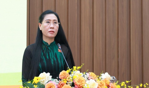 Bí thư Tỉnh ủy Quảng Ngãi: Vướng mắc phải có hướng tháo gỡ, phải được tháo gỡ- Ảnh 3. Bà Bùi Thị Quỳnh Vân, bí thư Tỉnh ủy, chủ tịch Hội đồng nhân dân tỉnh Quảng Ngãi - Ảnh: NGỌC ĐỨC