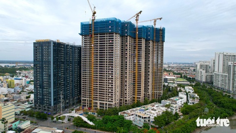 Trì hoãn chuyển 158 tỉ đồng thi hành án, một ngân hàng bị lập biên bản vi phạm hành chính- Ảnh 1. Công ty cổ phần Tập đoàn Sunshine Sài Gòn phải trả cho Xây dựng Hòa Bình tổng số tiền gần 158 tỉ đồng theo các hợp đồng xây dựng công trình tại TP.HCM - Ảnh: NGỌC HIỂN