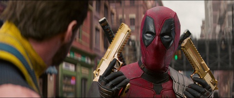Chàng đánh thuê lắm mồm Deadpool chiếm được cảm tình khán giả nhờ trải nghiệm điện ảnh có tính giải trí cao, xử lý các nhân vật truyện tranh tốt - Ảnh: Marvel Deadpool & Wolverine: 'Lá thư tình' cho những người yêu cũ mà Marvel từng có- Ảnh 1.