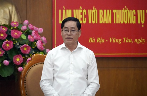 Ủy viên Bộ Chính trị Nguyễn Xuân Thắng: Thực tế địa phương rút ra nhiều vấn đề lớn của đất nước- Ảnh 4. Ông Phạm Viết Thanh - Bí thư tỉnh ủy Bà Rịa- Vũng Tàu phát biểu tại buổi làm việc - Ảnh: ĐÔNG HÀ
