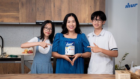 Hành trình gần nửa thập kỷ của HIUP - đồng hành cùng ba mẹ Việt- Ảnh 1. HIUP đồng hành cùng ba mẹ Việt