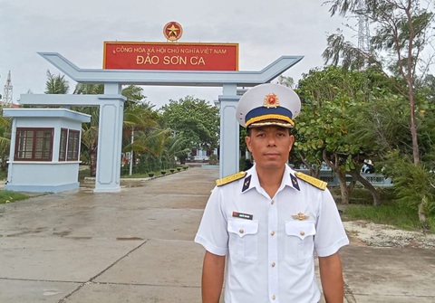 Từ đảo xa, cán bộ chiến sĩ Trường Sa tưởng nhớ Tổng bí thư Nguyễn Phú Trọng- Ảnh 5. Từ đảo xa, cán bộ chiến sĩ Trường Sa tưởng nhớ Tổng bí thư Nguyễn Phú Trọng- Ảnh 5.