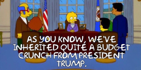 Gia đình Simpson lại có tiên đoán 'nổi da gà' về bà Kamala Harris- Ảnh 3. Gia đình Simpson lại có tiên đoán 'nổi da gà' về bà Kamala Harris- Ảnh 3.