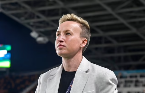Quay lén đối thủ, hai trợ lý HLV tuyển Canada rời Olympic 2024- Ảnh 1. HLV Beverly Priestman của tuyển Canada tự loại mình khỏi trận đấu với New Zealand ở Olympic 2024