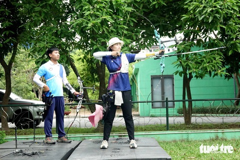 Cung thủ Ánh Nguyệt và Quốc Phong xuất trận ở Olympic Paris 2024- Ảnh 1. Cung thủ Ánh Nguyệt và Quốc Phong xuất trận ở Olympic Paris 2024- Ảnh 1.