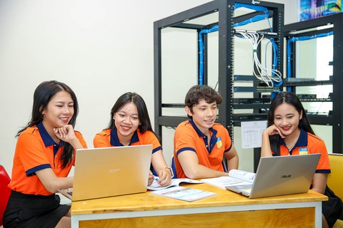 Chắc suất học bổng khi đặt nguyện vọng 1 vào HUTECH- Ảnh 3. Chắc suất học bổng khi đặt nguyện vọng 1 vào HUTECH- Ảnh 3.
