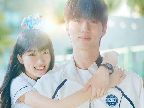 Mỹ nam 'Cõng anh mà chạy' lao đao sau scandal lạm quyền tại sân bay- Ảnh 1. Mỹ nam 'Cõng anh mà chạy' lao đao sau scandal lạm quyền tại sân bay- Ảnh 1.