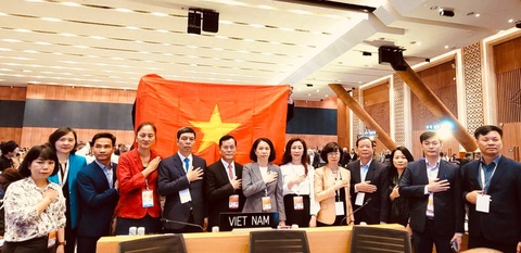 Ủy ban Di sản thế giới thông qua đề xuất phục dựng điện Kính Thiên- Ảnh 2. Đoàn Việt Nam tại kỳ họp 46 - Ảnh: TTX