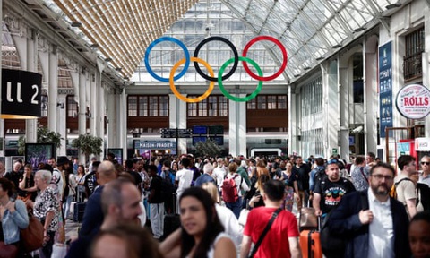 Đường sắt nước Pháp bị phá hoại trước giờ khai mạc Olympic Paris 2024- Ảnh 1. Đường sắt nước Pháp bị phá hoại trước giờ khai mạc Olympic Paris 2024- Ảnh 1.