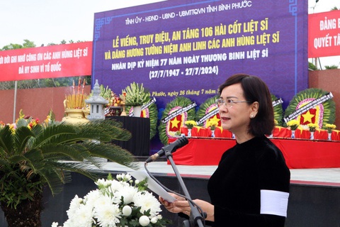 Bình Phước truy điệu, an táng 106 hài cốt liệt sĩ- Ảnh 1. Bình Phước truy điệu, an táng 106 hài cốt liệt sĩ- Ảnh 1.