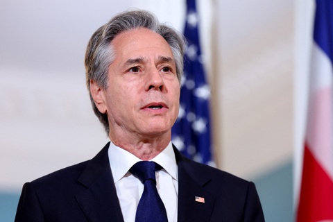 Ngoại trưởng Mỹ Antony Blinken - Ảnh: REUTERS Ngoại trưởng Mỹ Blinken tới Lào, hội đàm với Ngoại trưởng Trung Quốc- Ảnh 1.