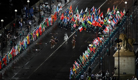 Những hình ảnh ấn tượng của lễ khai mạc Olympic 2024- Ảnh 8. Những hình ảnh ấn tượng của lễ khai mạc Olympic 2024- Ảnh 8.
