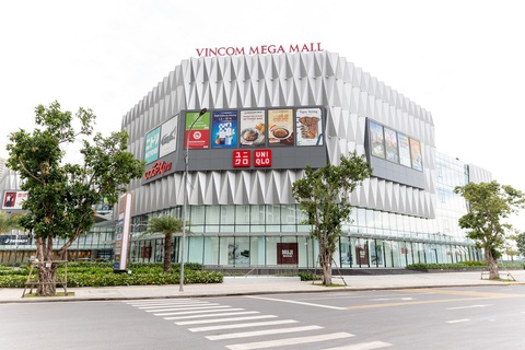 Vincom khai trương thêm 2 trung tâm thương mại mới ở TP.HCM và Bắc Giang- Ảnh 2. Vincom khai trương thêm 2 trung tâm thương mại mới ở TP.HCM và Bắc Giang- Ảnh 2.