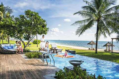 Phú Quốc liên tiếp được các tạp chí lớn xướng tên- Ảnh 8. Các khách sạn, resort trong hệ thống Vinpearl Phú Quốc sở hữu kiến trúc tinh tế, không gian sang trọng, đầy đủ tiện nghi, đa dạng dịch vụ, tiện ích cao cấp