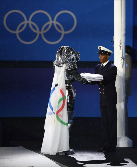 Những hình ảnh ấn tượng của lễ khai mạc Olympic 2024- Ảnh 6. Những hình ảnh ấn tượng của lễ khai mạc Olympic 2024- Ảnh 6.