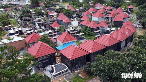 Toàn cảnh khu đất ở Biên Hòa, Đồng Nai bị 'xà xẻo', bán huyệt mộ thu tiền tỉ- Ảnh 8. Toàn cảnh khu đất ở Biên Hòa, Đồng Nai bị 'xà xẻo', bán huyệt mộ thu tiền tỉ- Ảnh 8.
