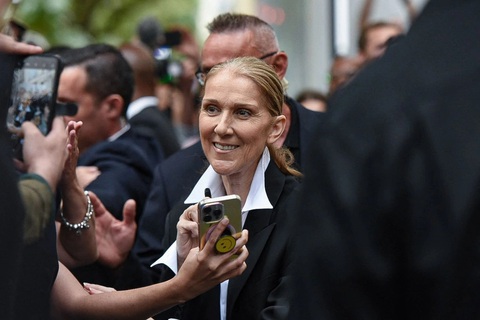 Sự trở lại của Celine Dion được cả thế giới chờ đón, cô chia sẻ trong phim tài liệu rằng nỗi sợ bệnh tật trong cô đã chuyển thành hi vọng, thôi thúc cô trở lại sân khấu - Ảnh: GETTY IMAGES Sự trở lại của Celine Dion được cả thế giới chờ đón, cô chia sẻ trong phim tài liệu rằng nỗi sợ bệnh tật trong cô đã chuyển thành hy vọng, thôi thúc cô trở lại sân khấu - Ảnh: GETTY IMAGES
