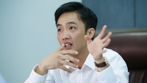 Ông 'Cường Đô la' chính thức thay mẹ làm đại diện pháp luật của Quốc Cường Gia Lai- Ảnh 1. Ông Nguyễn Quốc Cường từng giữ vị trí thành viên hội đồng quản trị, phó tổng giám đốc, người công bố thông tin của Quốc Cường Gia Lai. Nhưng đến cuối năm 2018 đã từ nhiệm vì lý do cá nhân, sau đó lập công ty riêng - Ảnh: C.H.