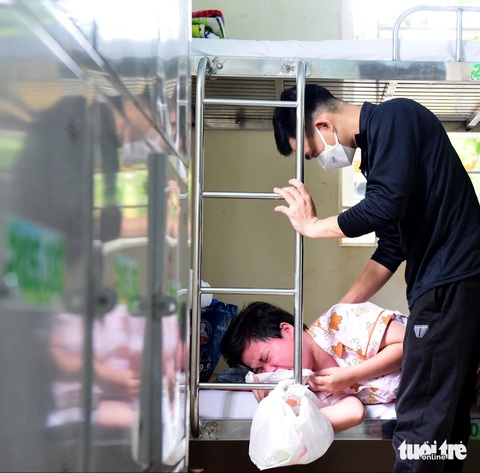 Vợ chồng trẻ cùng vượt qua nghịch cảnh- Ảnh 3. Vợ chồng trẻ cùng vượt qua nghịch cảnh- Ảnh 3.