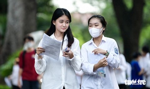 Trúng tuyển sớm ngành y khoa của Trường đại học Y Dược phải có IELTS từ 8.0- Ảnh 1. Thí sinh tham dự kỳ thi tốt nghiệp THPT năm 2024 - Ảnh: NAM TRẦN