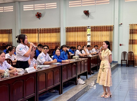 Khi giới trẻ cởi mở với sức khỏe sinh sản và an toàn tình dục- Ảnh 2. Khi giới trẻ cởi mở với sức khỏe sinh sản và an toàn tình dục- Ảnh 2.